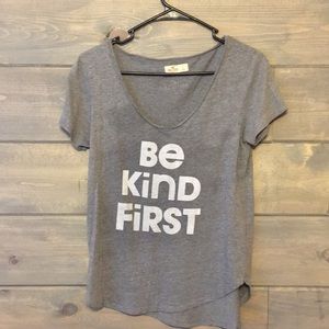 Graphic Hollister tee